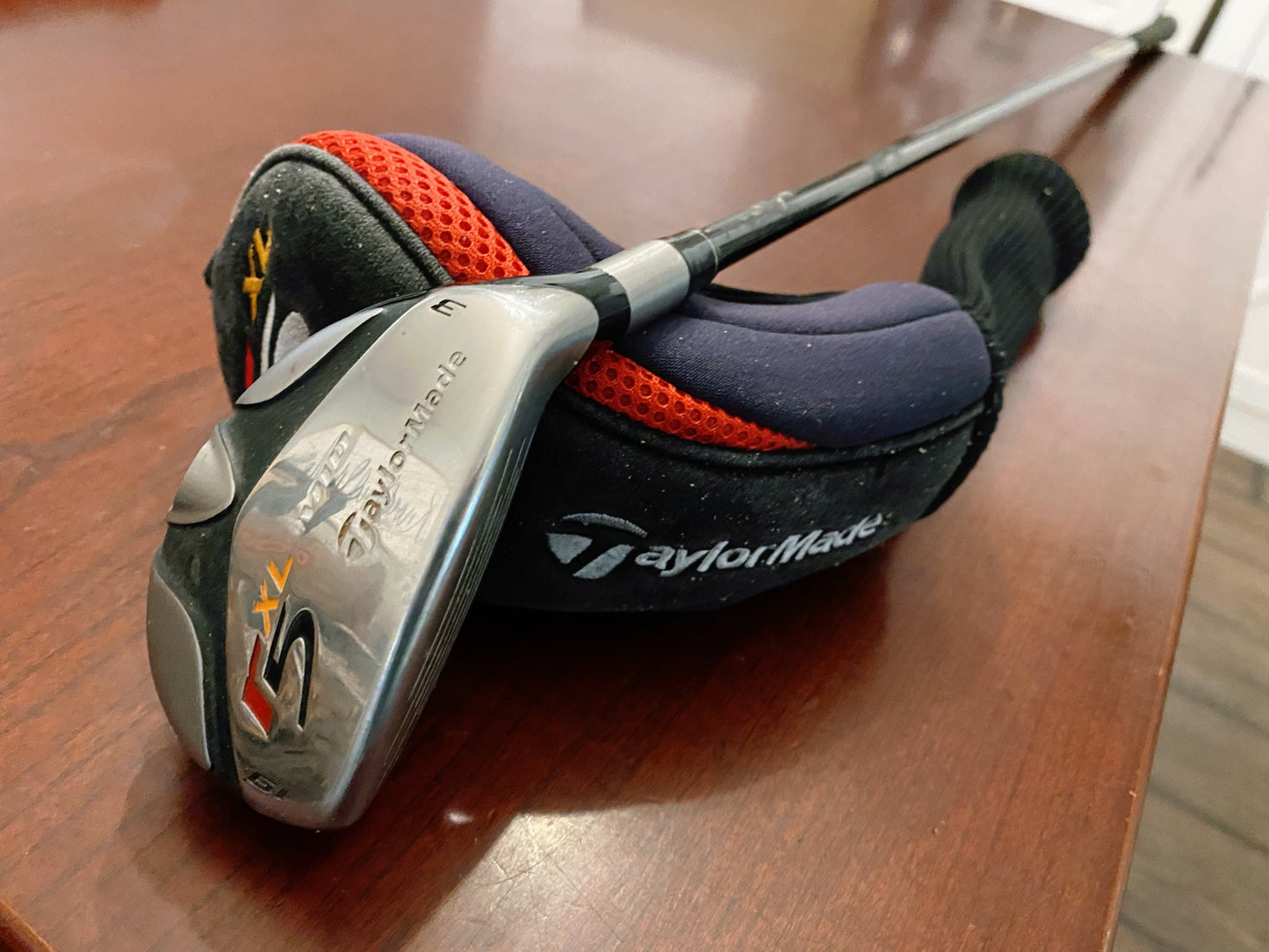 (Left-handed) Taylormade R5 3-hybrid + headcover / Stiff