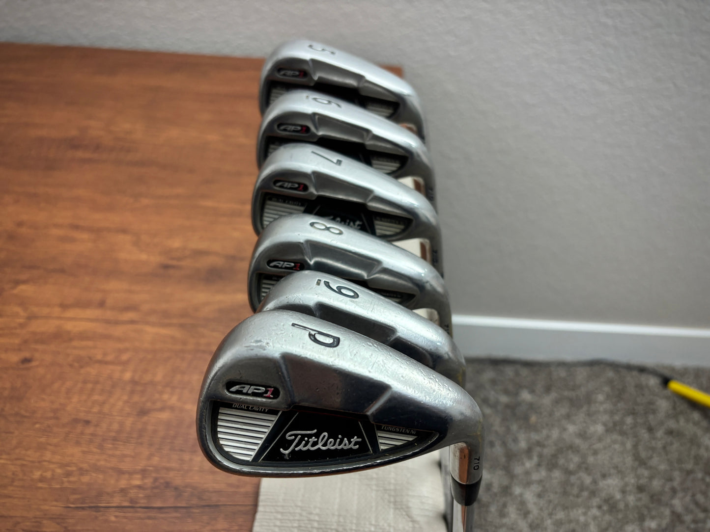 Titleist AP1 710 Iron Set 5-PW / Stiff Flex