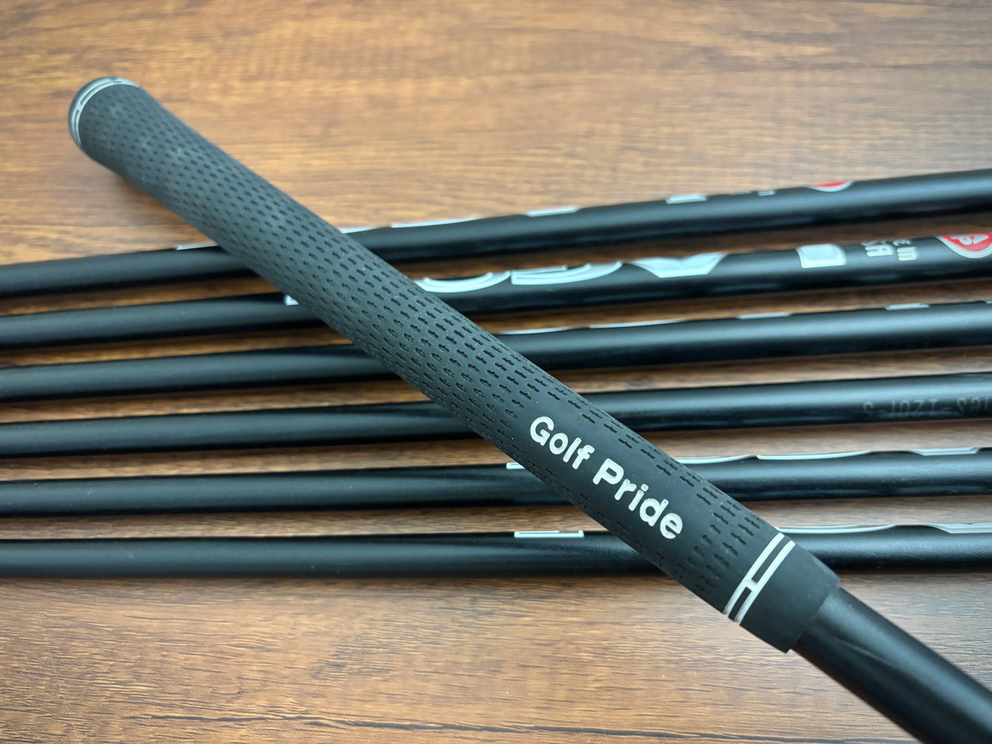 (+1”) Taylormade P7MC ‘23 Iron Set 4-PW / LA Golf X-Stiff Graphite