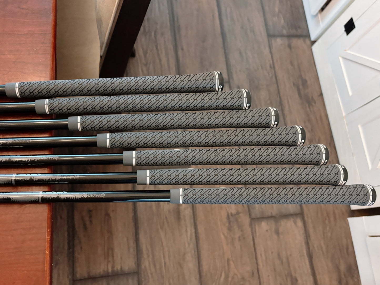*MINT* Taylormade P790 ‘24 Iron Set 4-PW / Mitsubishi MMT Regular Graphite