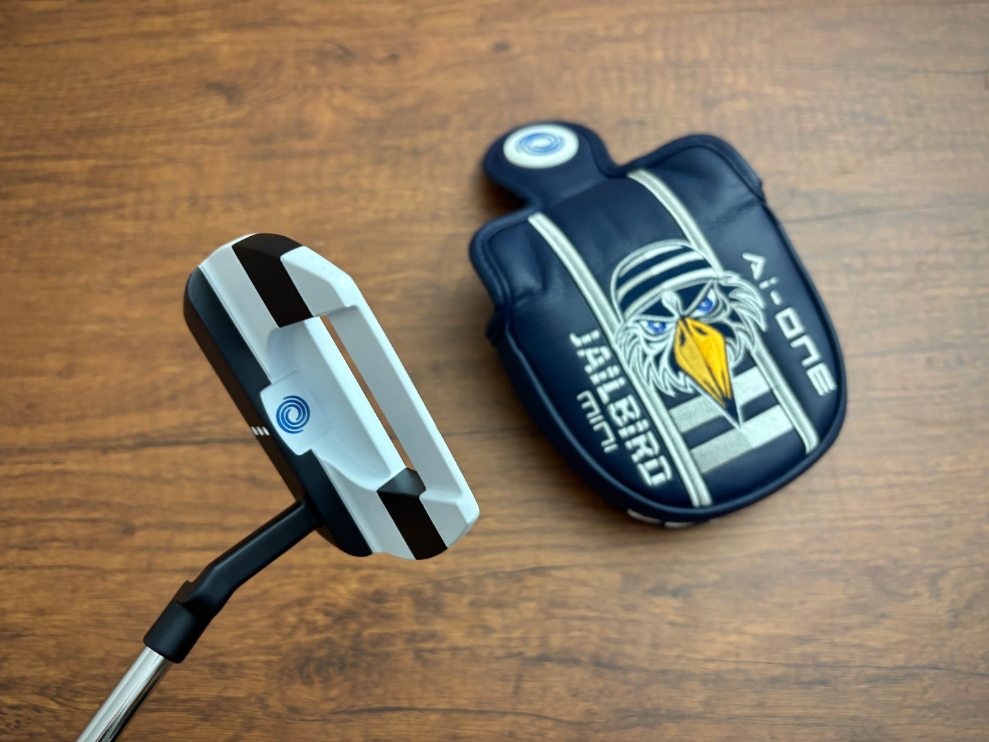 *MINT* Odyssey Ai-ONE Jailbird Mini Putter 35” + headcover