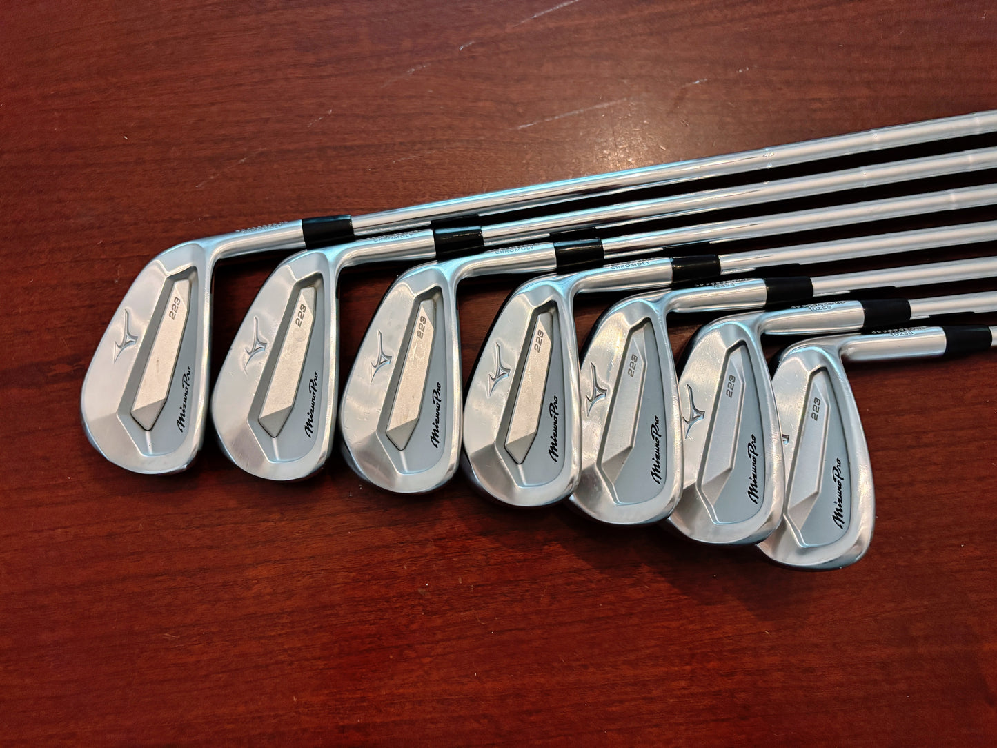 (+1”) Mizuno Pro 223 Iron Set 4-PW / Dynamic Gold X100 X-Stiff