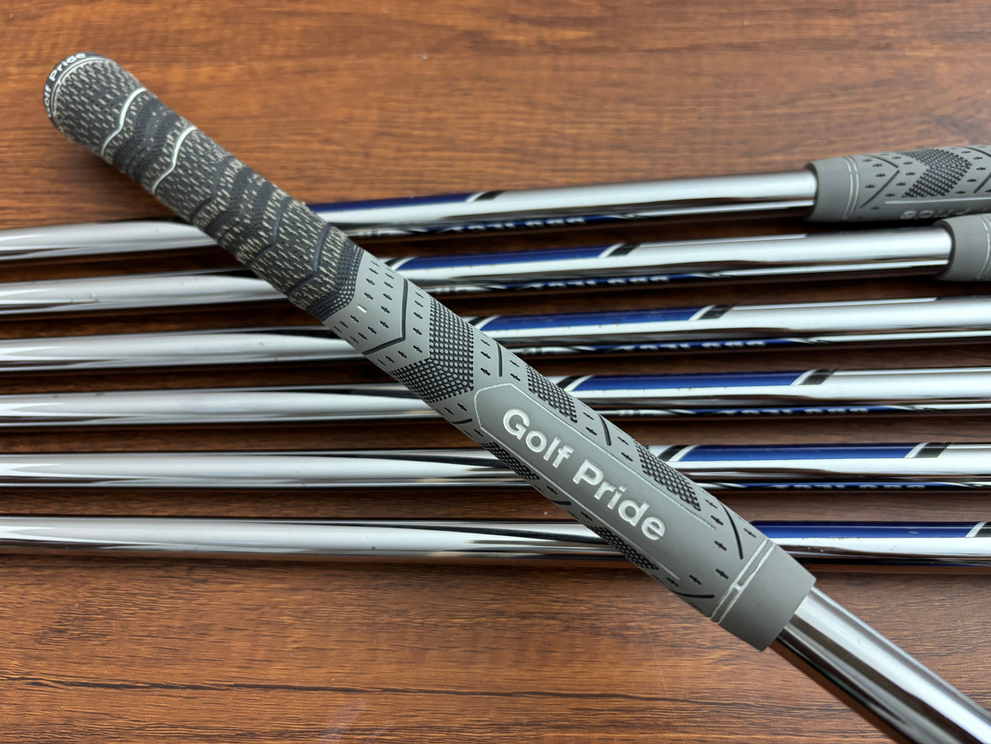 Srixon Z565 / Z765 Iron Set 4-PW / Project X 6.0 Stiff