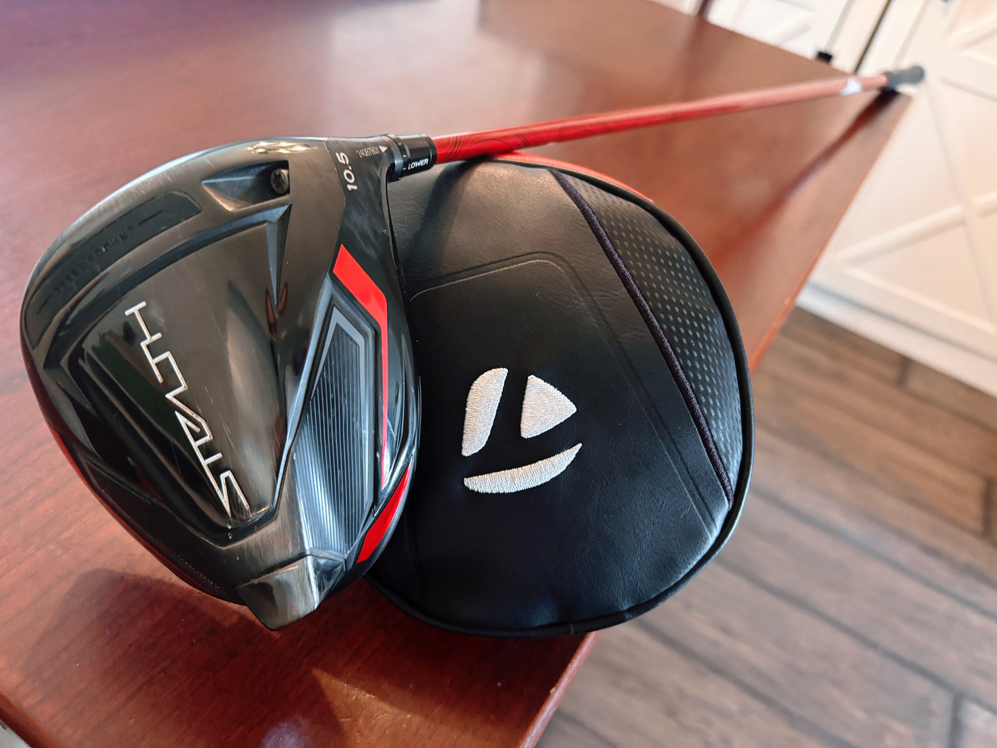 Taylormade Stealth Driver 10.5* + headcover / Regular Flex