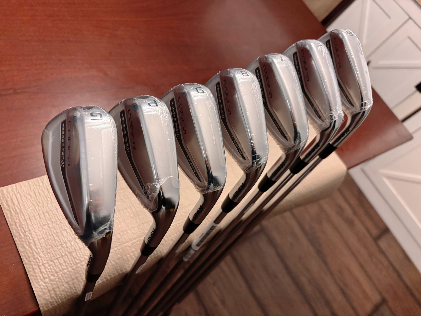 *NEW IN PLASTIC* Cobra King Forged Tec X ‘22 Iron Set 5-GW / KBS Tour Lite Regular