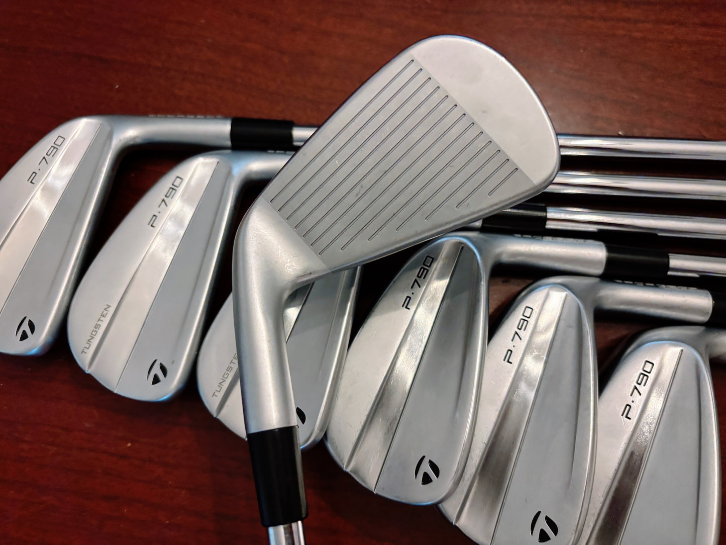 Taylormade P790 ‘24 Iron Set 4-PW / Dynamic Gold R300 Regular Flex