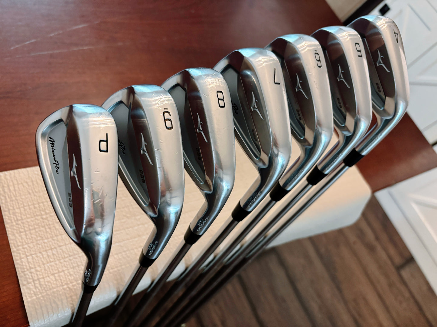 (+1”) Mizuno Pro 223 Iron Set 4-PW / Dynamic Gold X100 X-Stiff