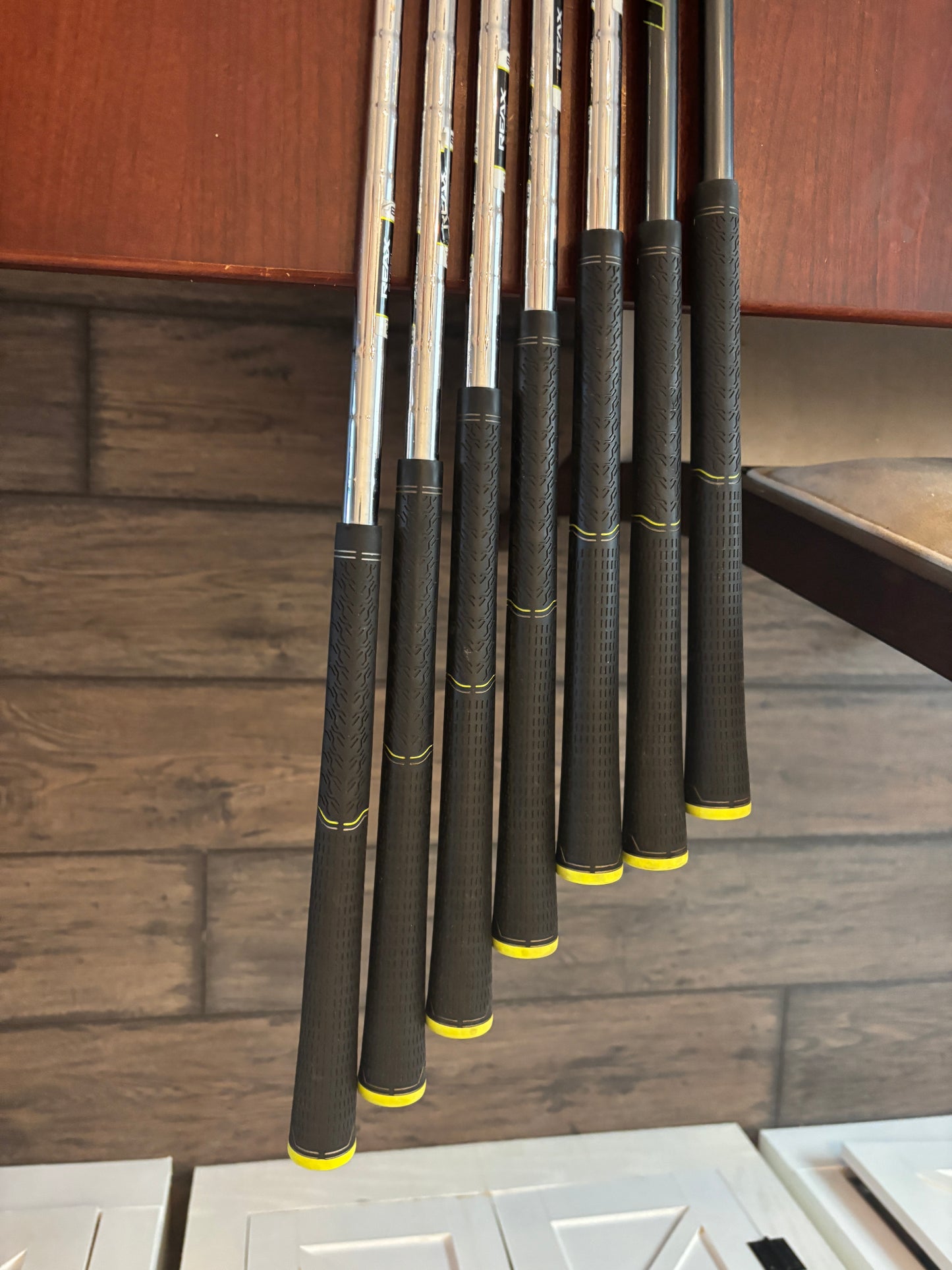 Taylormade M2 Hybrid/Iron Combo Set 4-PW / Regular Flex