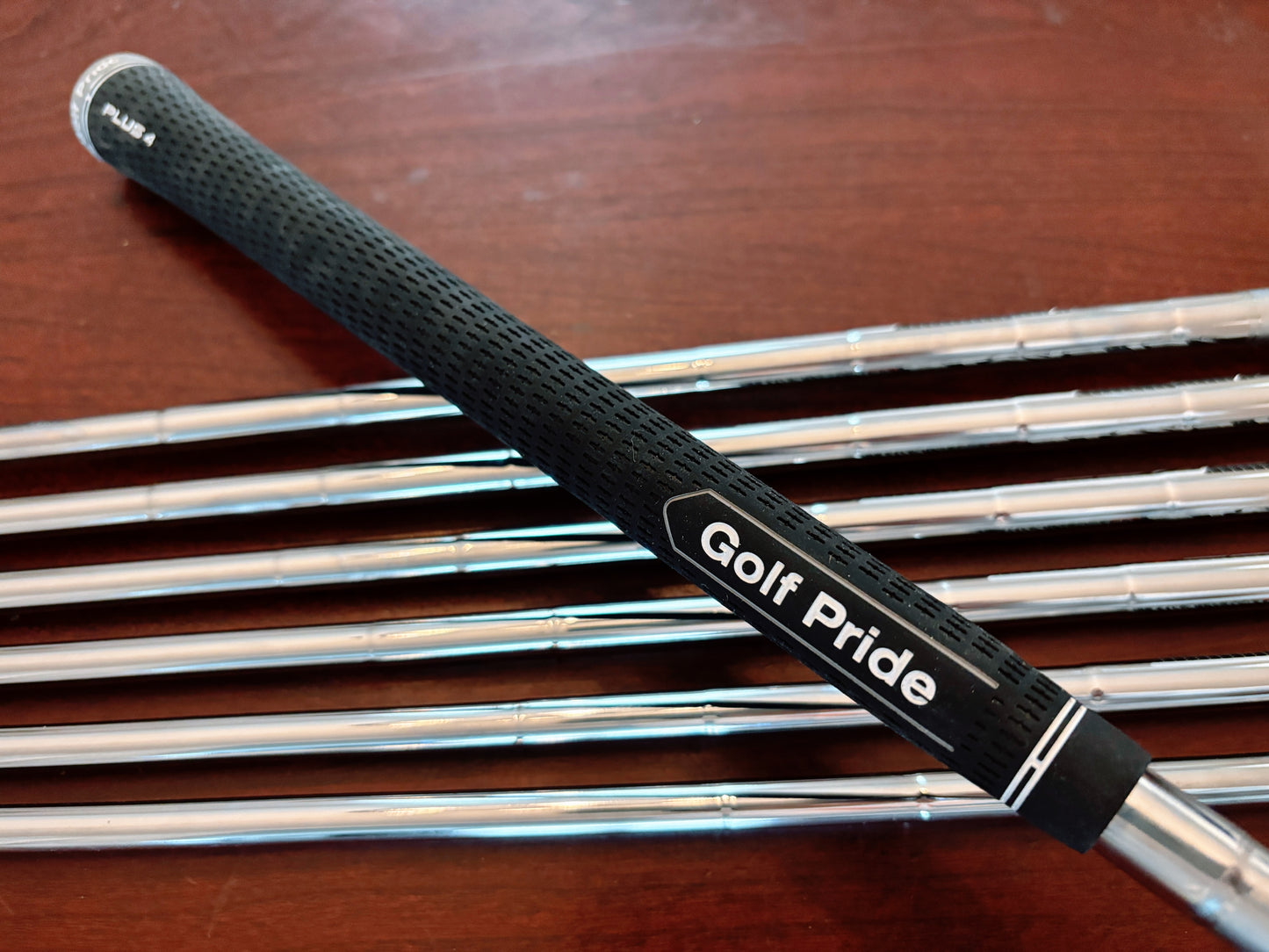 Cobra King Forged TEC Black ‘23 Iron Set 5-GW / True Temper Elevate Regular Flex