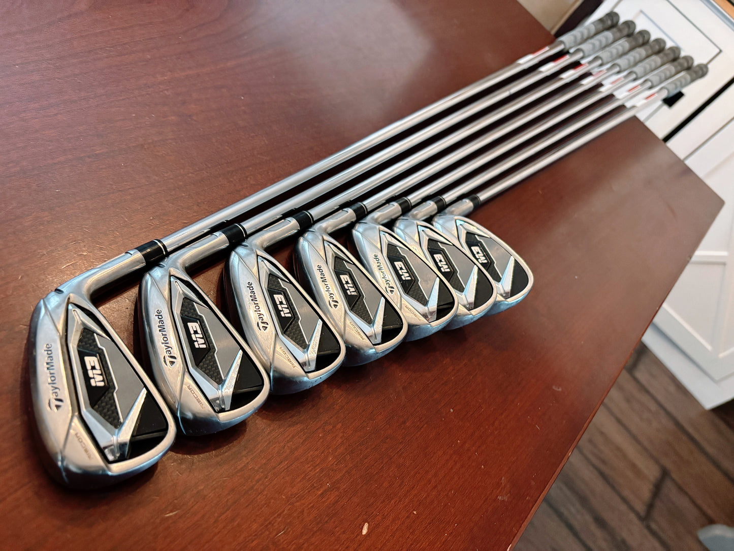 Taylormade M3 Iron Set 4-PW / KBS Tour C-Taper 105 X-Stiff