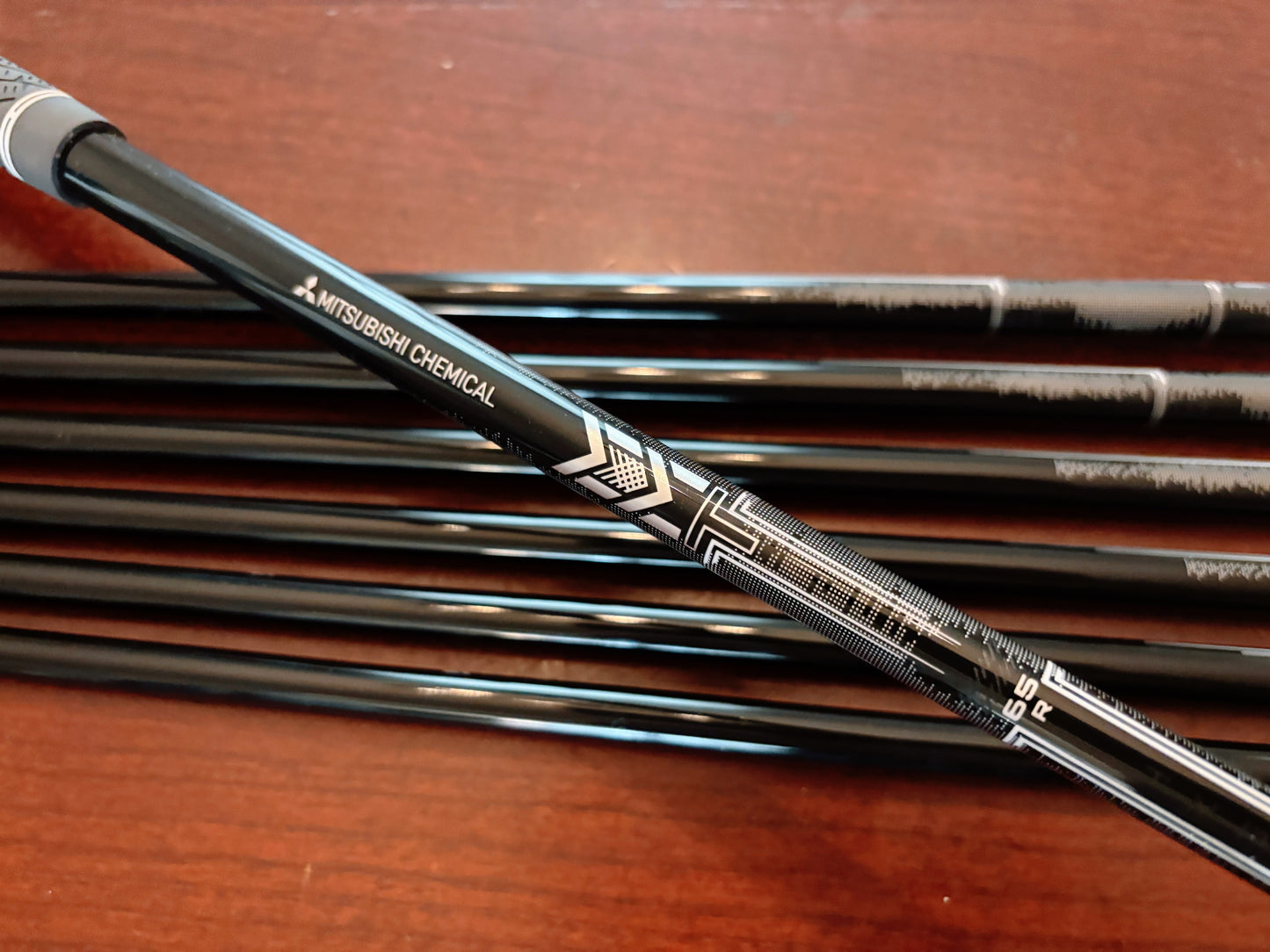 *MINT* Taylormade P790 ‘24 Iron Set 5-AW / Mitsubishi MMT Regular Graphite