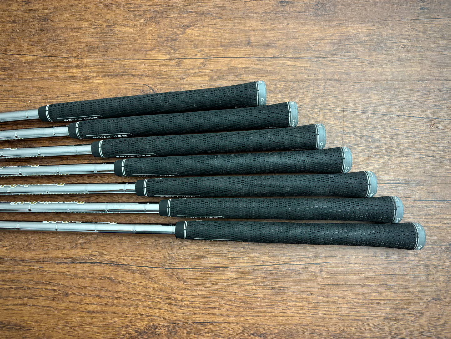 Mizuno JPX 923 Tour Iron Set 4-PW / Dynamic Gold S300 Stiff