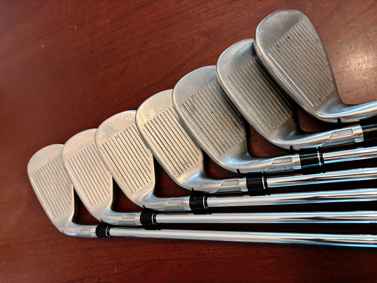 Taylormade Stealth Iron Set 5-AW / KBS Max MT Stiff