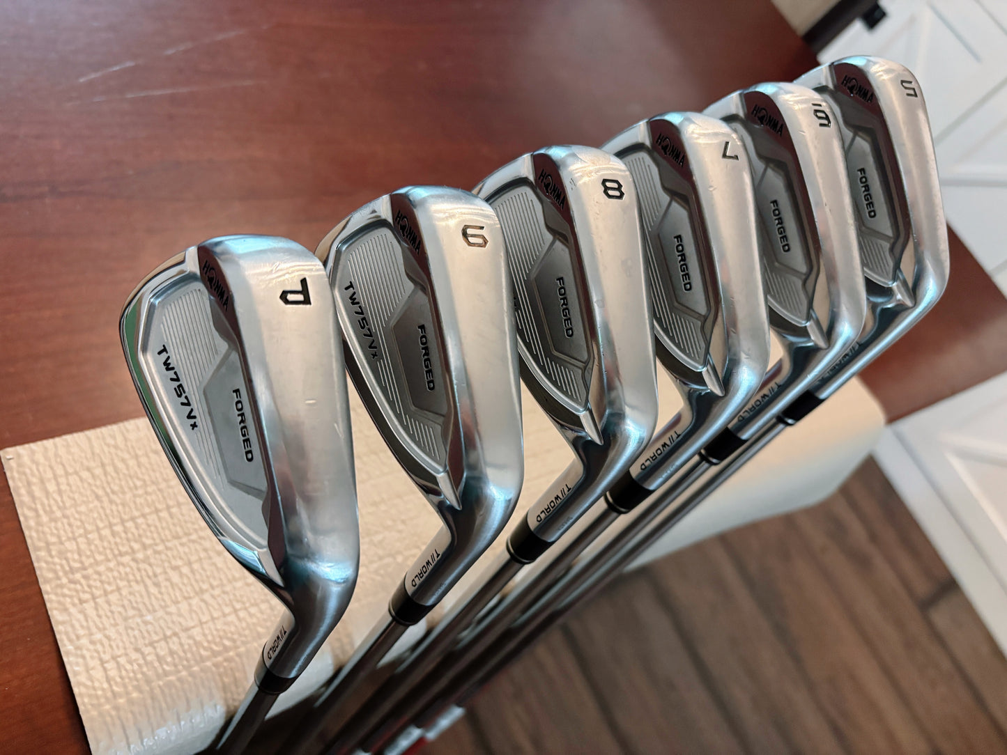 Honma TW757Vx Iron Set 5-PW / NS Pro 105 Stiff