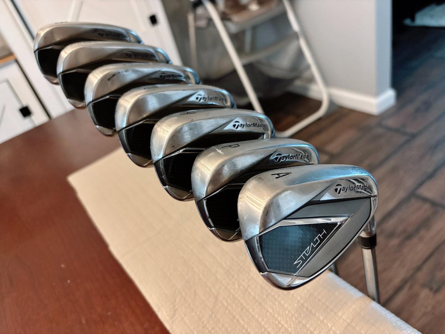 Taylormade Stealth Iron Set 5-AW / KBS Max MT Stiff