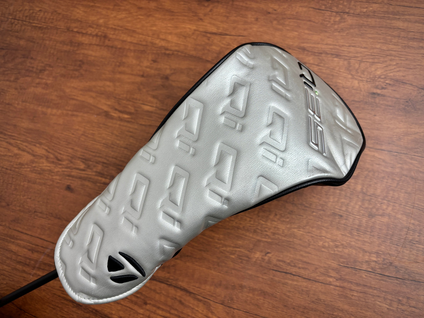 Taylormade Qi35 Max Driver 9.0* + headcover / X-Stiff