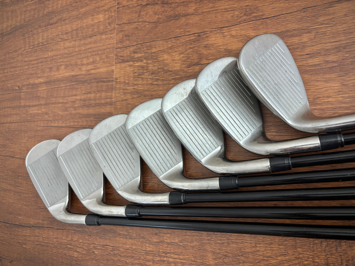 Wilson Staff D9 Iron Set 5-GW / Mitsubishi Tensei Senior Flex Graphite