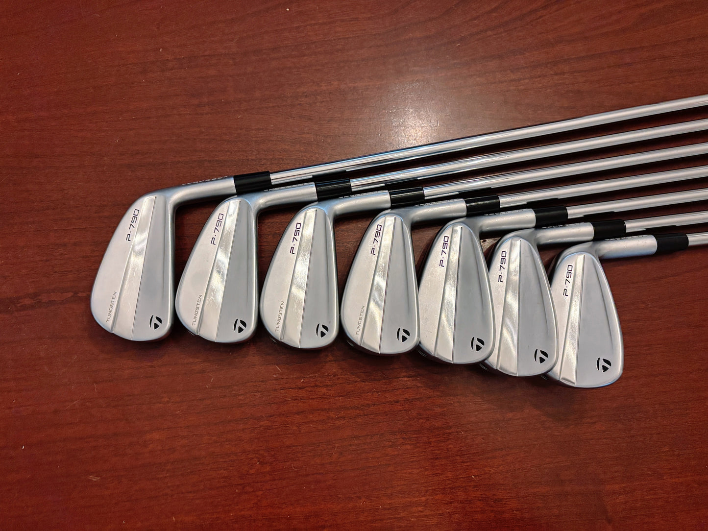 Taylormade P790 ‘24 Iron Set 4-PW / Dynamic Gold R300 Regular Flex