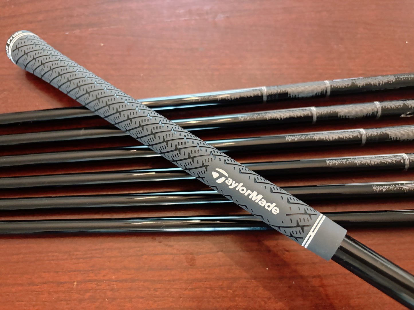 *MINT* Taylormade P790 ‘24 Iron Set 5-AW / Mitsubishi MMT Regular Graphite