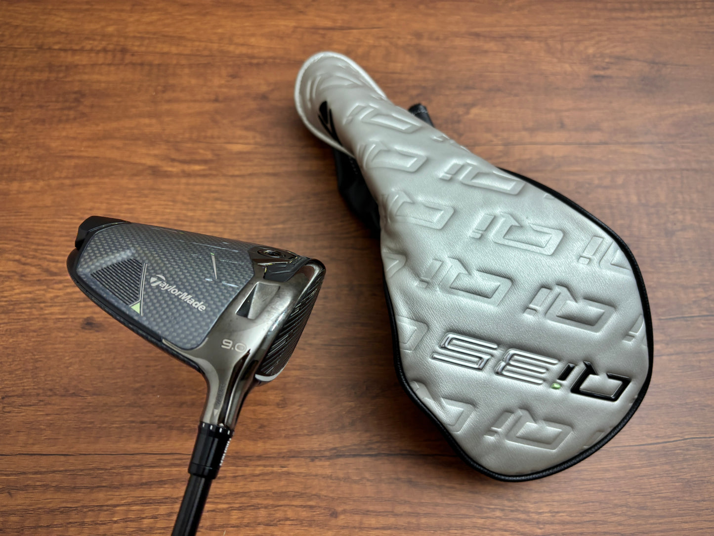 *MINT* Taylormade Qi35 Driver 9.0* + headcover / Graphite Design Tour AD X-Stiff
