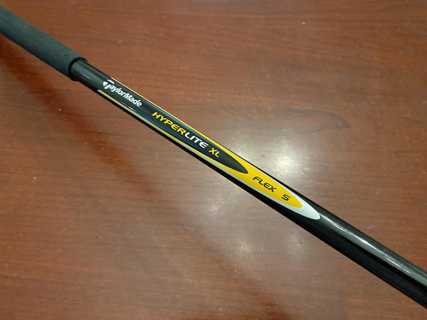 (Left-handed) Taylormade R5 3-hybrid + headcover / Stiff
