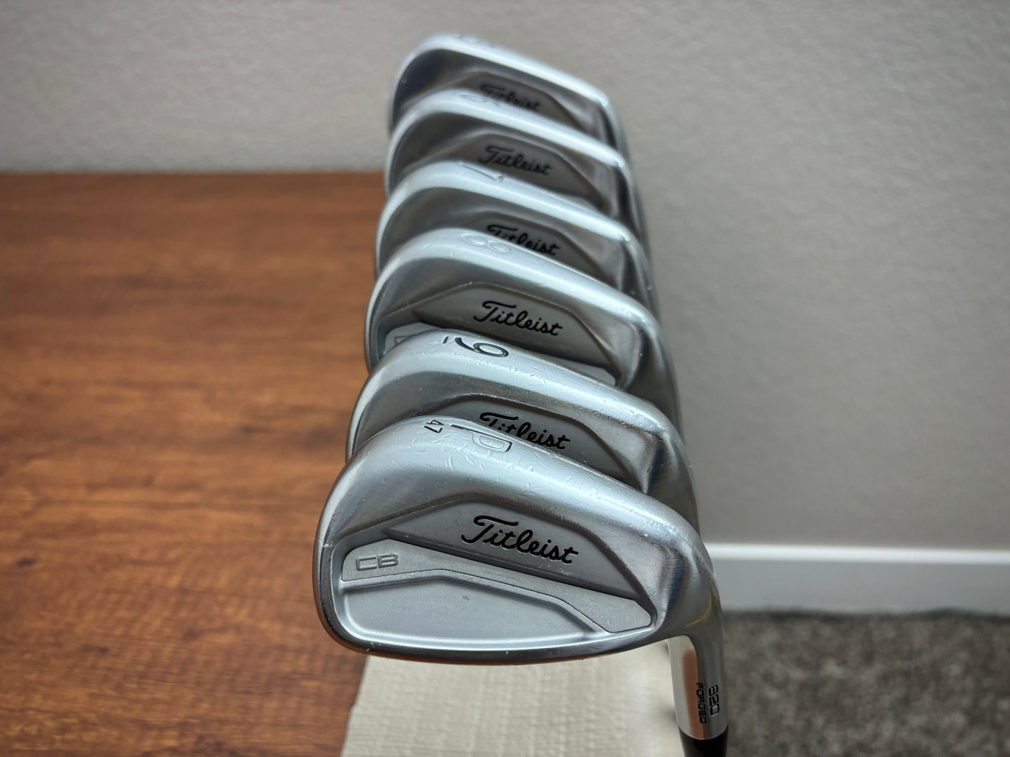Titleist 620 CB Iron Set 5-PW / True Temper AMT S300 Stiff
