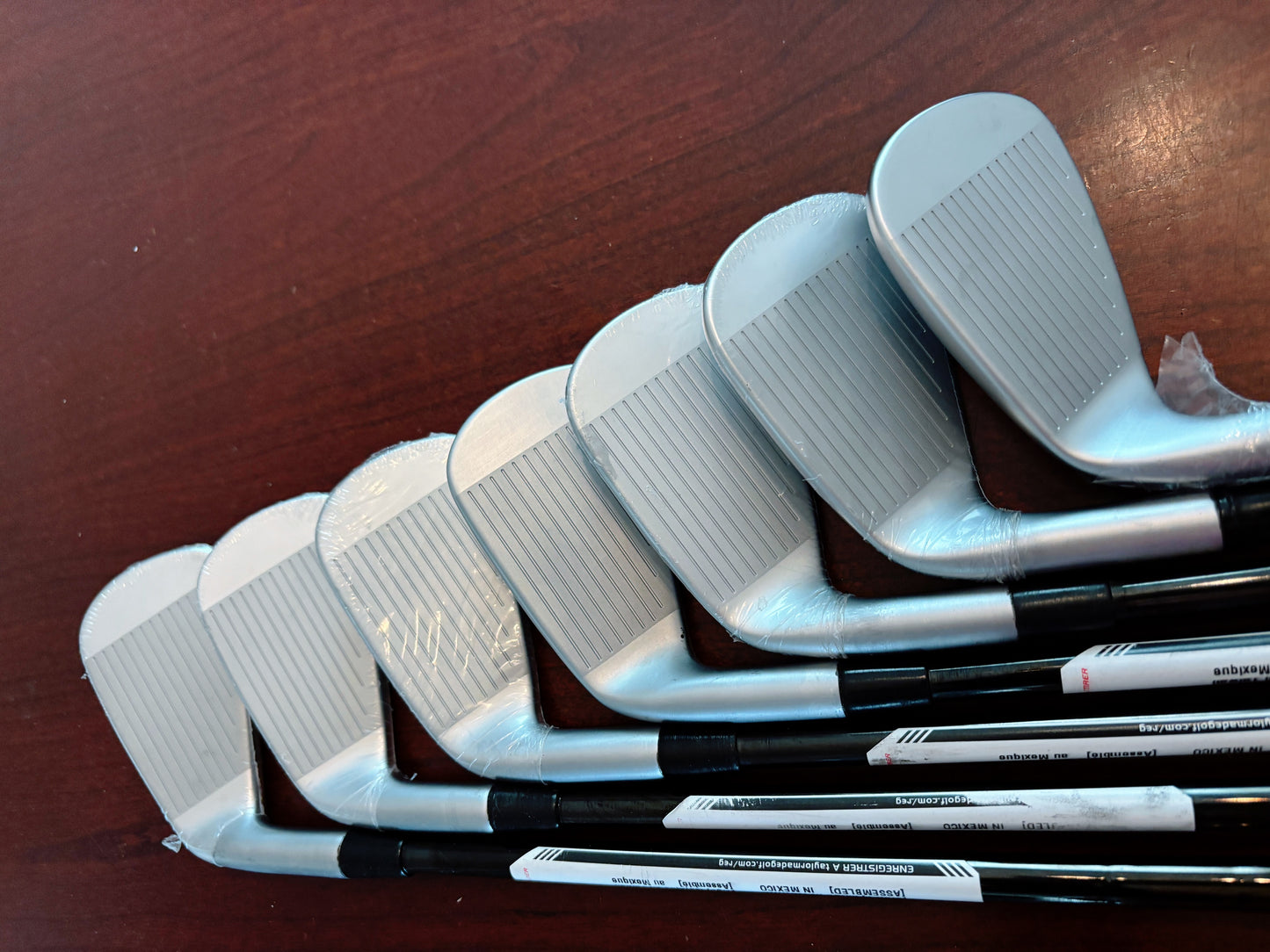 *NEW IN PLASTIC* Taylormade P790 ‘24 Iron Set 4-PW / KBS Tour Lite Stiff