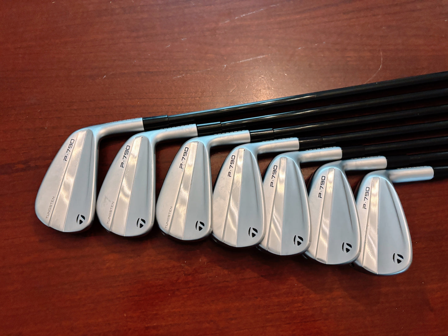 *MINT* Taylormade P790 ‘24 Iron Set 5-AW / Mitsubishi MMT Regular Graphite