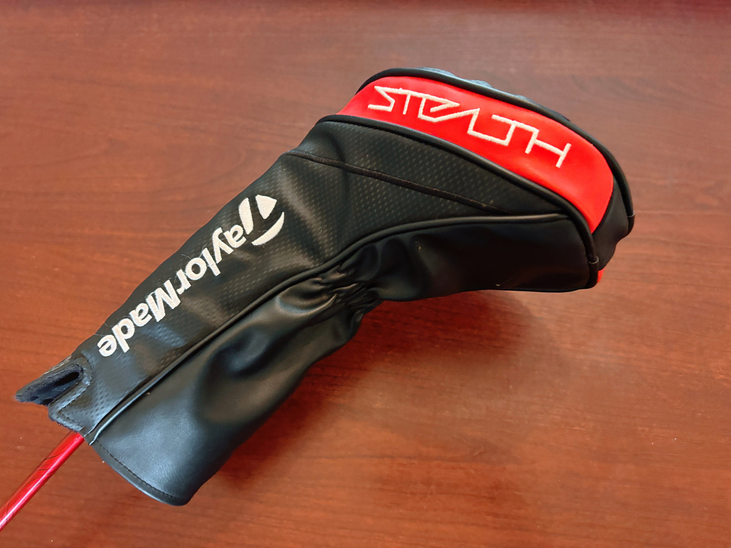 Taylormade Stealth Driver 10.5* + headcover / Regular Flex