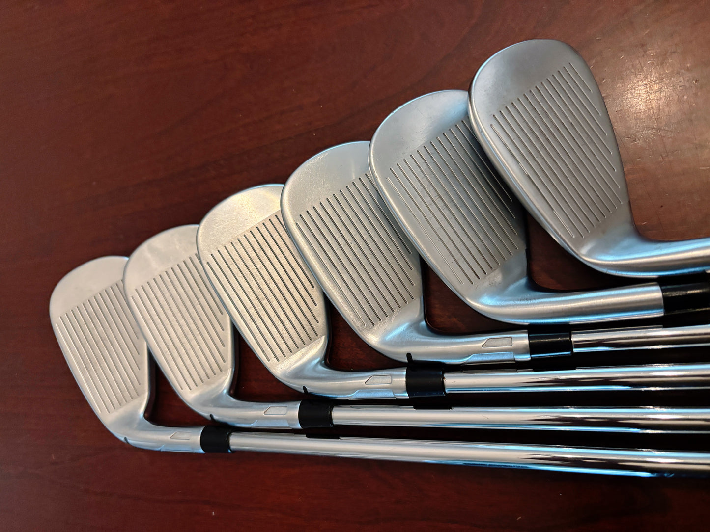 Taylormade Qi Iron Set 5-PW / NS Pro Stiff