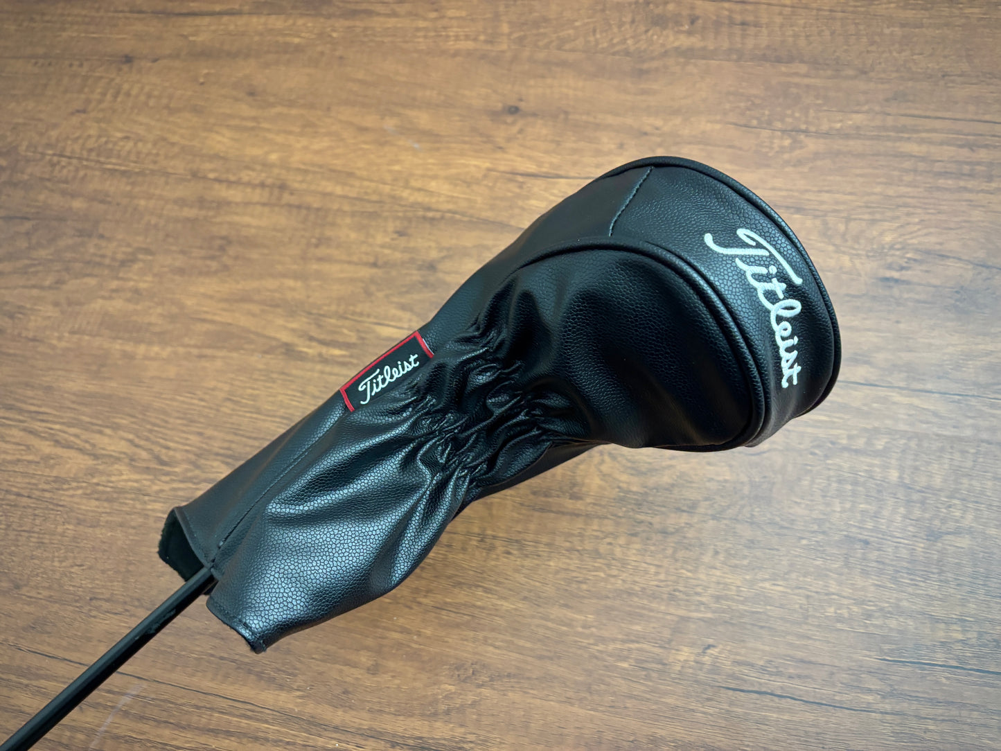 Titleist TSR2 Driver 9* + headcover / Stiff