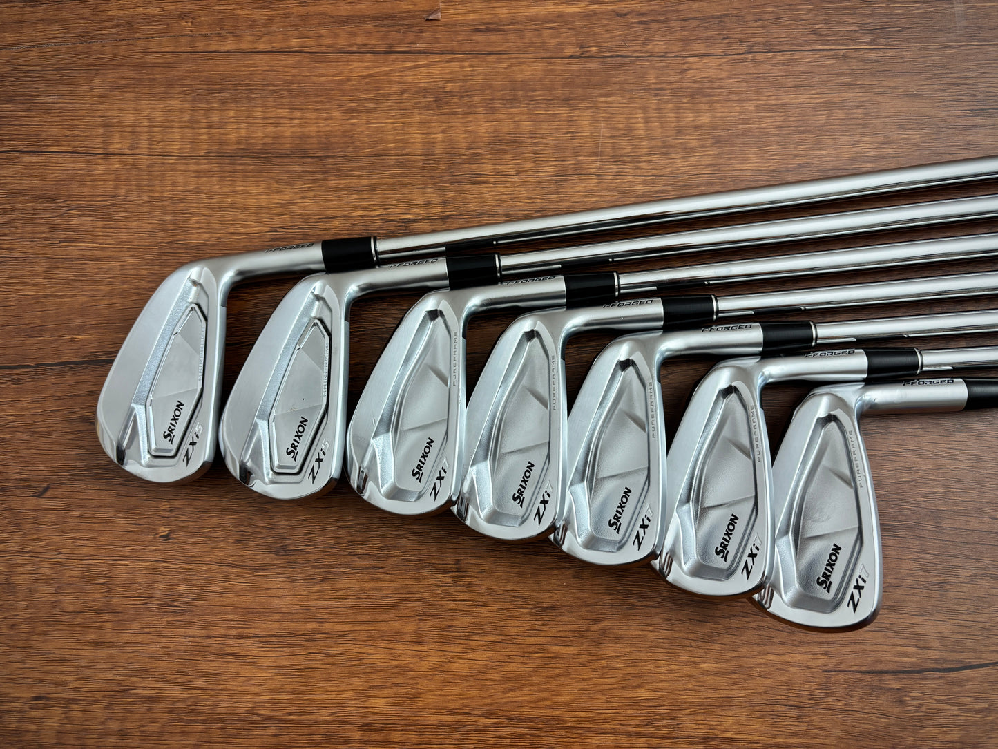Srixon ZXi5 / ZXi7 Iron Set 4-PW / NS Pro 120 Stiff
