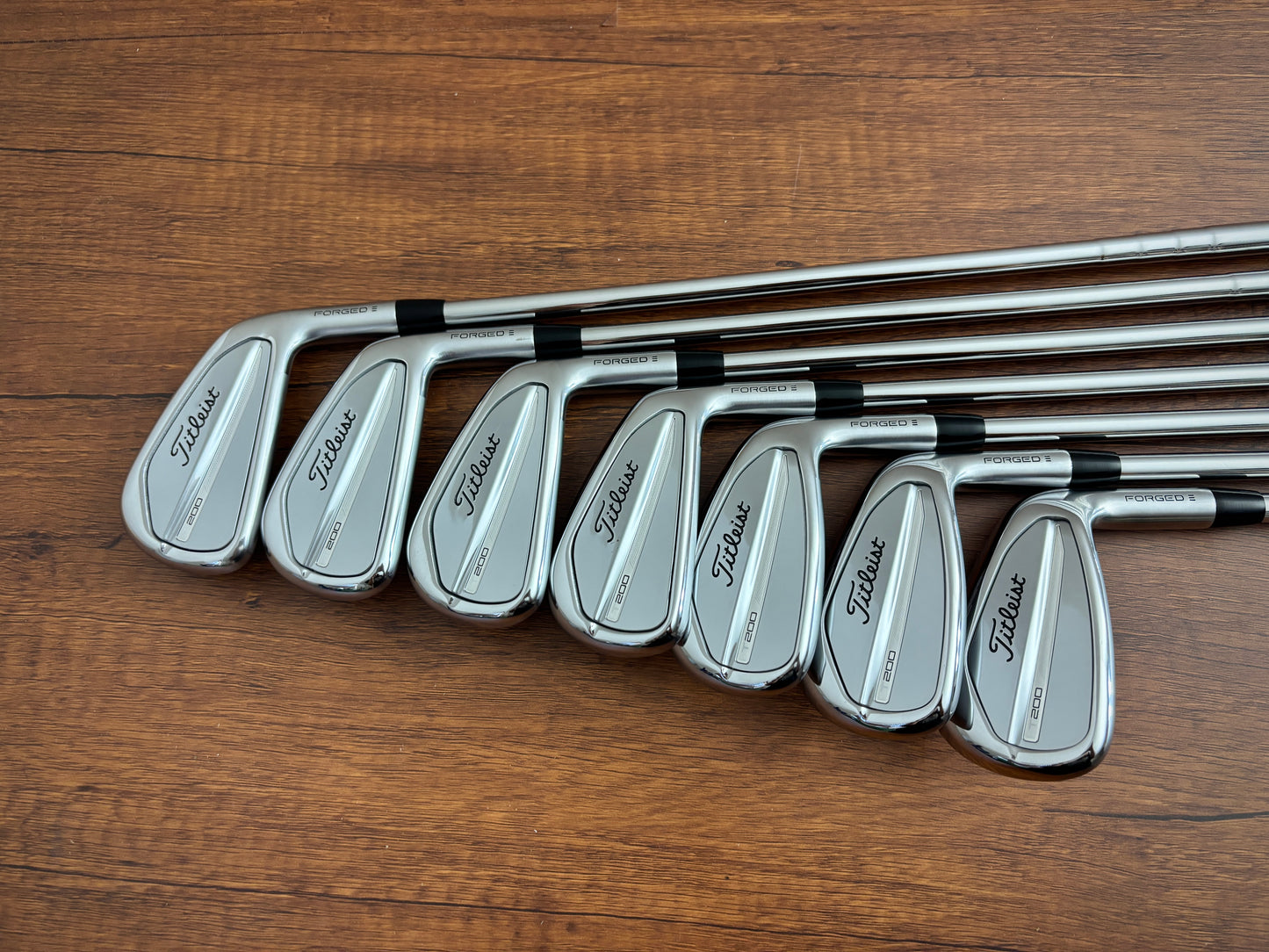 *NEW* Titleist T200 ‘23 Iron Set 4-PW / Stiff