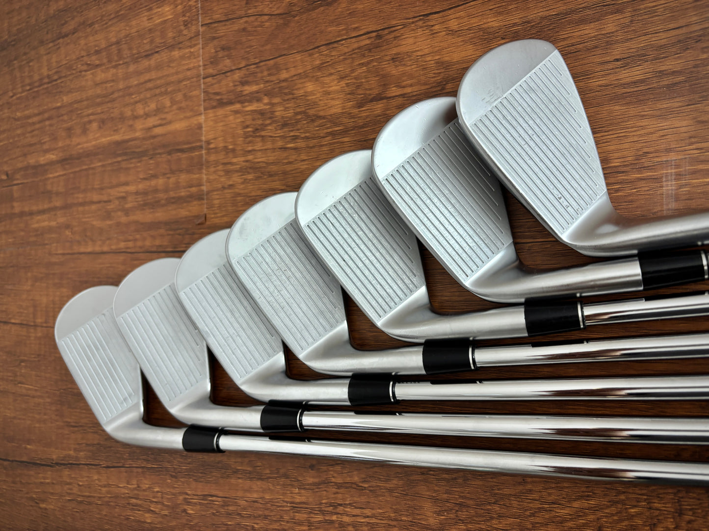 Srixon ZXi5 / ZXi7 Iron Set 4-PW / NS Pro 120 Stiff