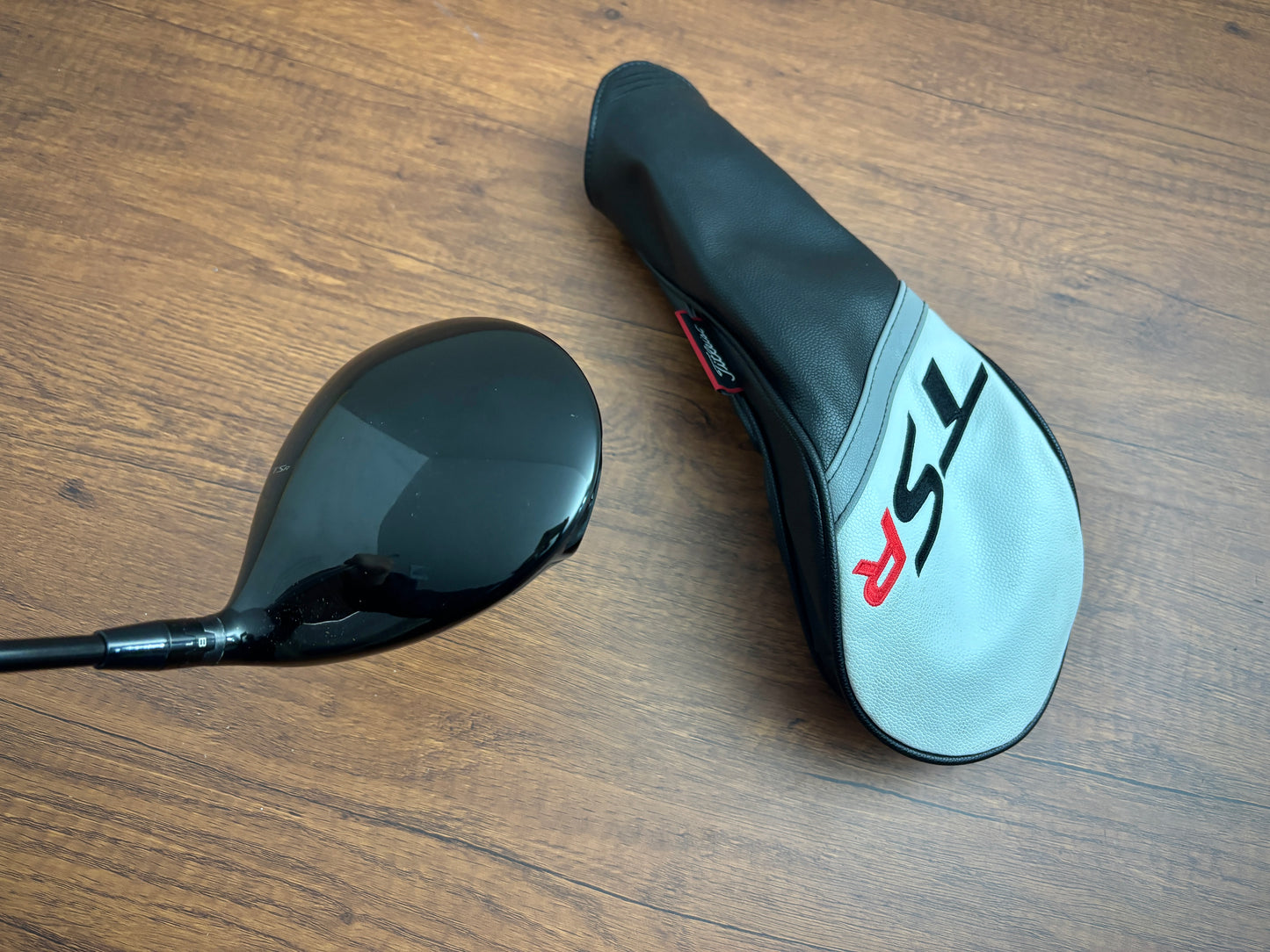 Titleist TSR2 Driver 9* + headcover / Stiff