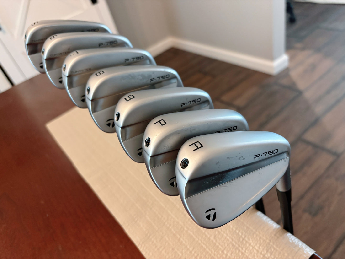 *MINT* Taylormade P790 ‘24 Iron Set 5-AW / Mitsubishi MMT Regular Graphite