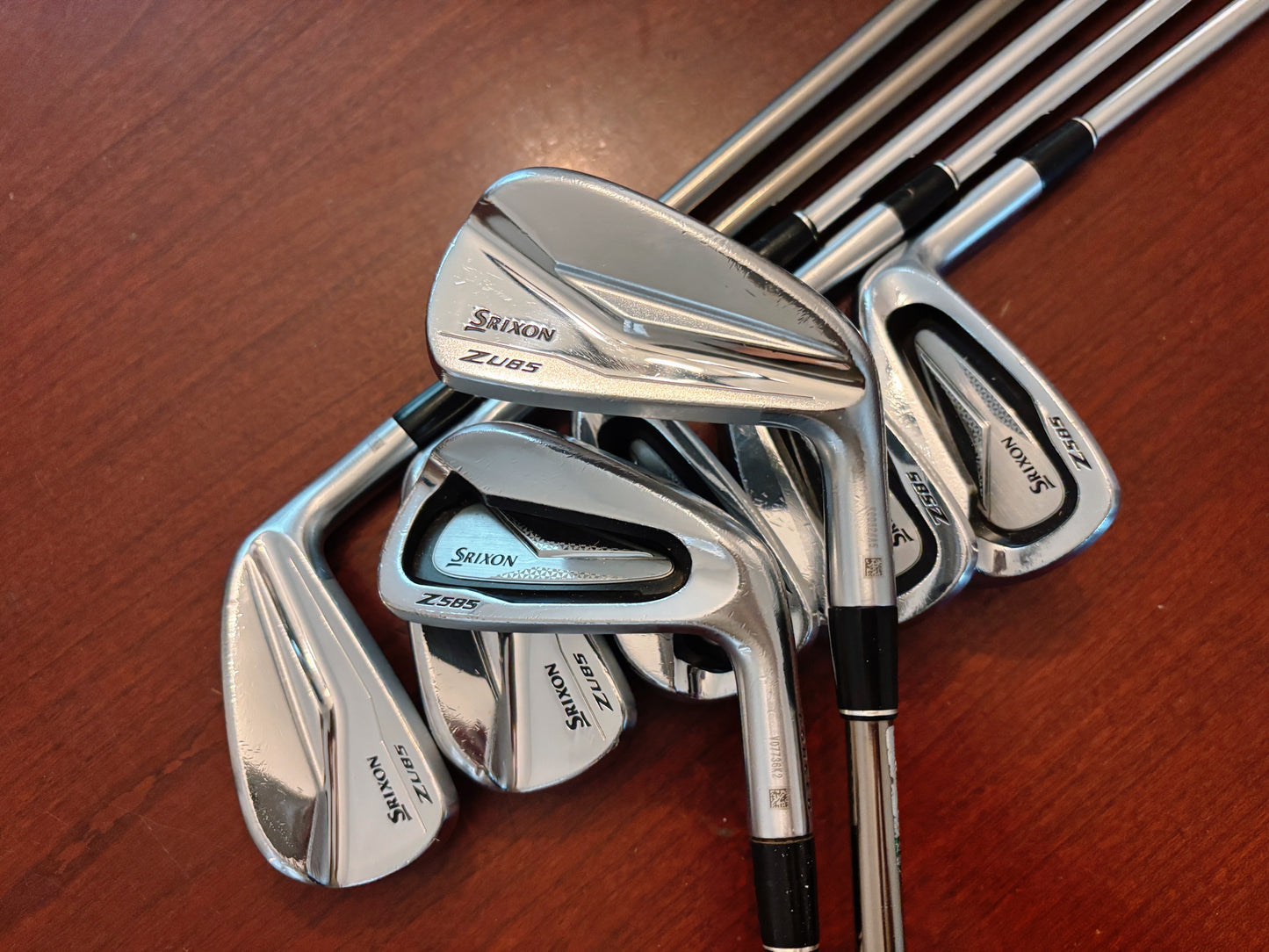 Srixon ZU85 / Z585 Iron Set 4-PW (Stiff)