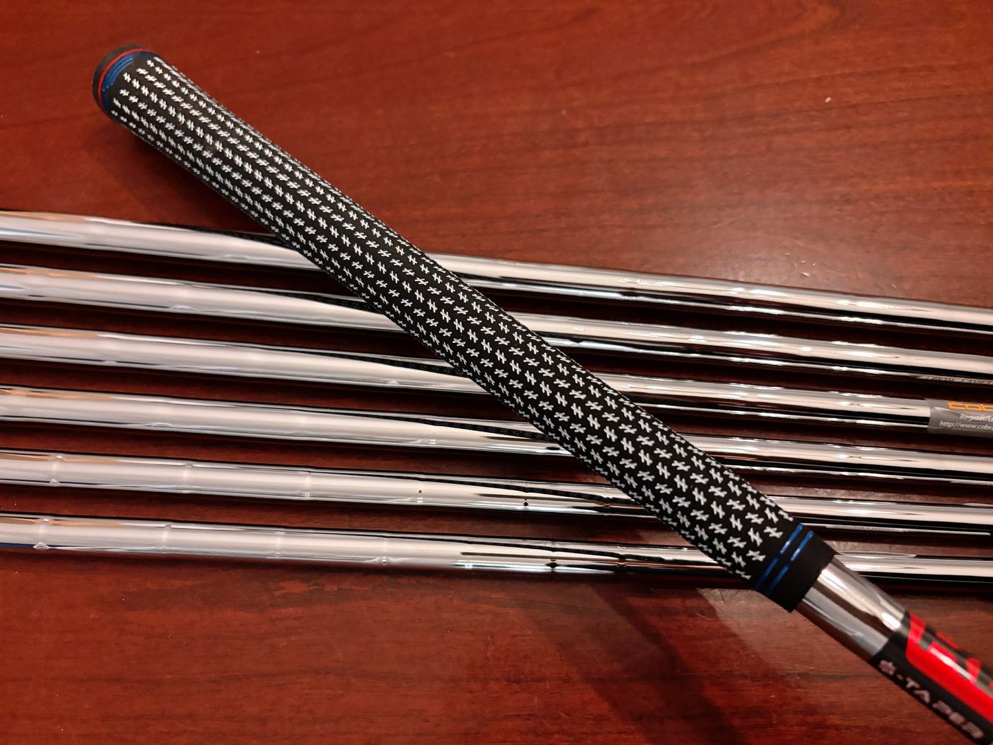 (Left-handed) *NEW* 2022 Cobra King Forged TEC One Length Iron Set 5-GW / KBS $-Taper Lite Stiff