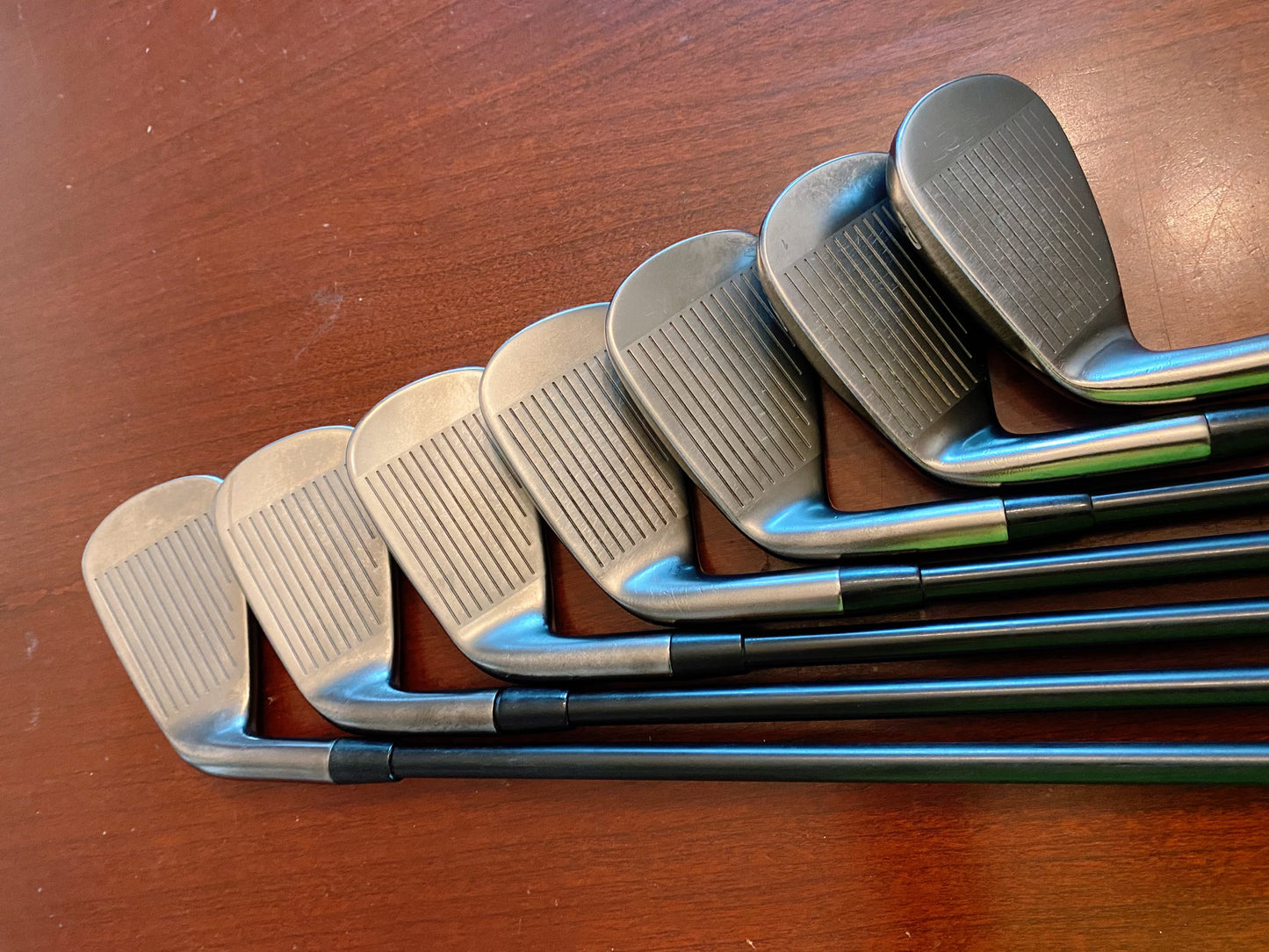 (+1.25”) Callaway Apex Smoke Iron Set 4-PW / True Temper Elevate Regular