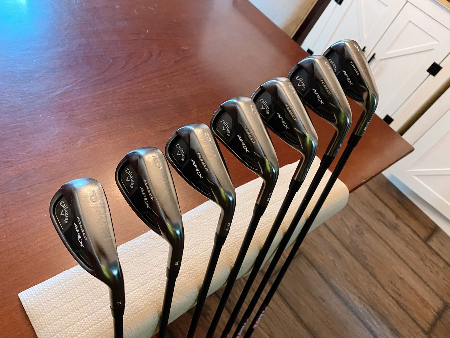 (+1.25”) Callaway Apex Smoke Iron Set 4-PW / True Temper Elevate Regular
