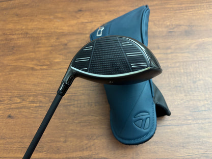 Taylormade Qi4D Driver 9* + headcover / X-Stiff