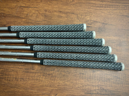 Mizuno MP-20 HMB Iron Set 4-9 / Dynamic Gold X100 X-Stiff
