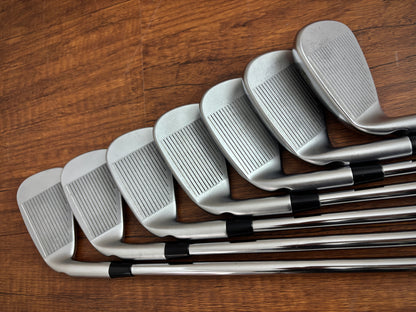 Ping i230 Iron Set 4-PW / Dynamic Gold 120 S300 Stiff