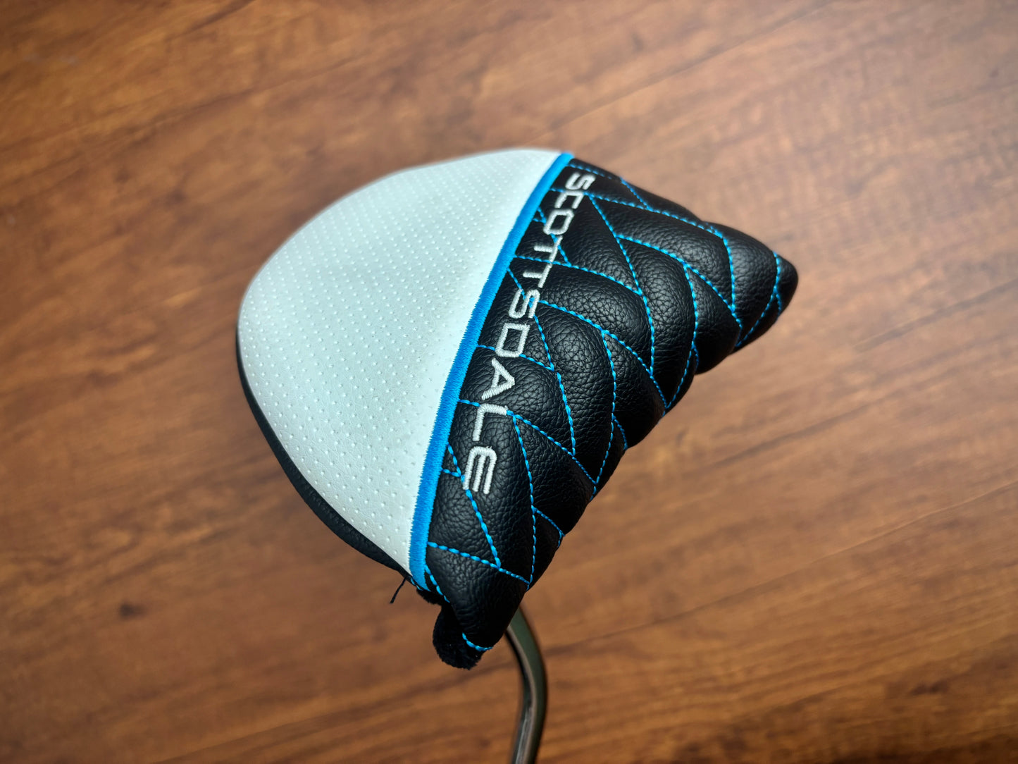 Ping Scottsdale DS72 Putter 35" + headcover