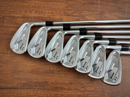 Srixon ZX7 Mkii Iron Set 4-PW / NS Pro 120 X-Stiff