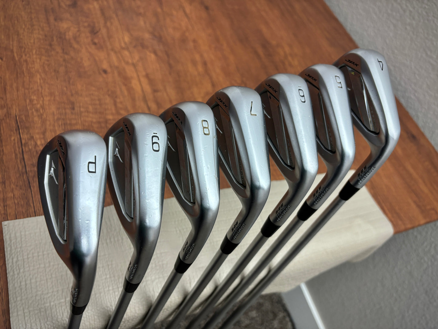 Mizuno JPX 925 Forged Iron Set 4-PW / KBS Tour C-Taper Lite 110 Stiff