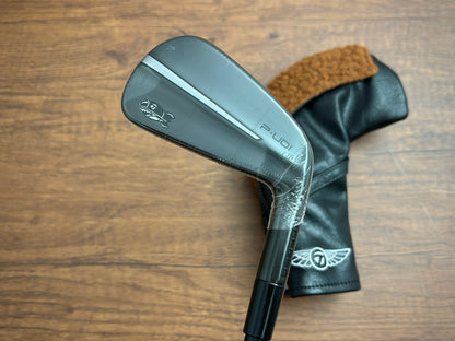 *NEW IN PLASTIC* Taylormade 2026 Limited Edition P UDI Bomber One Iron w/ Headcover / Stiff