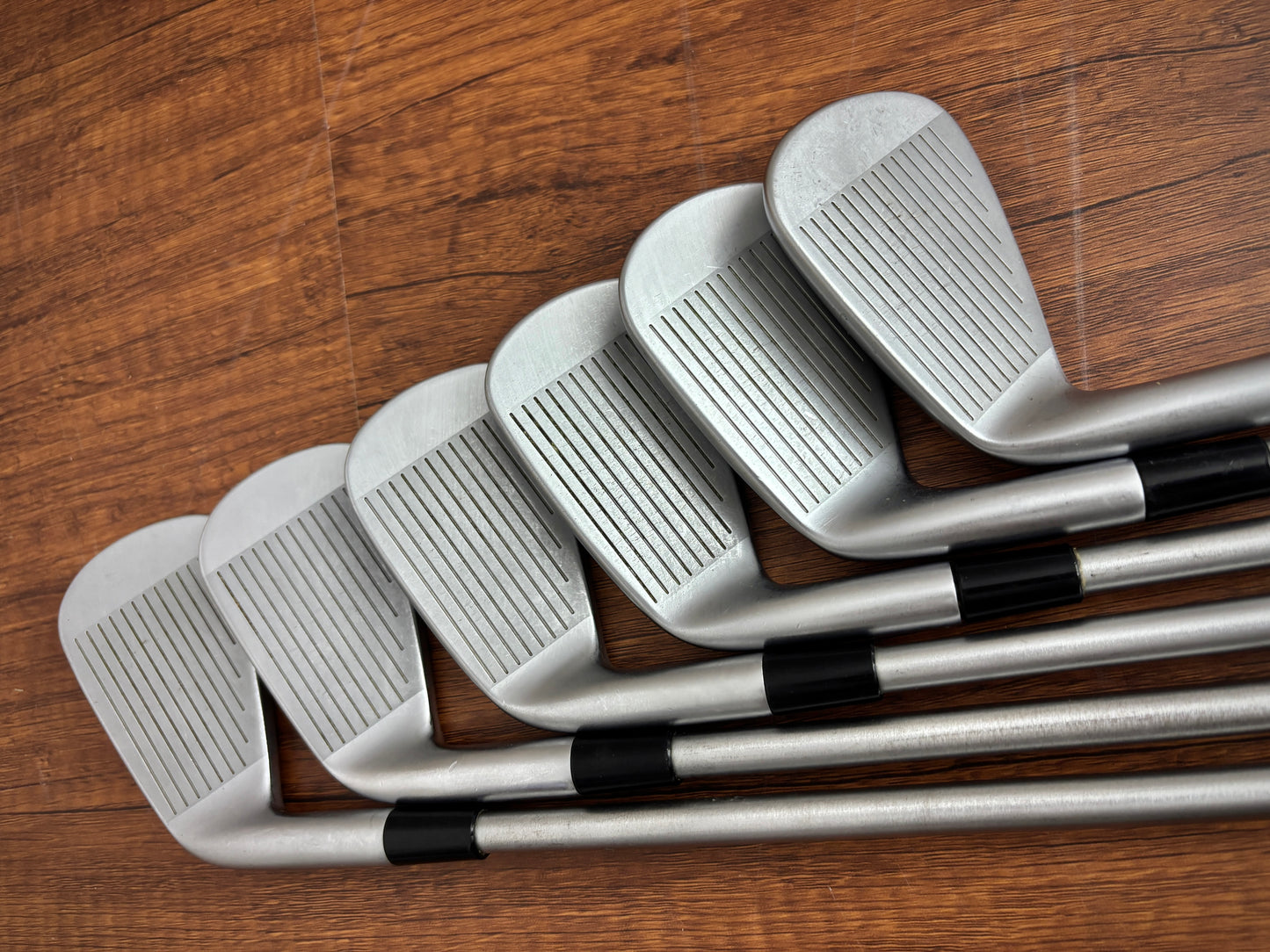 Taylormade P770 '23 Iron Set 4-9 / KBS C-Taper 130 X-Stiff