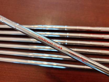 Taylormade P770 ‘24 Iron Set 4-PW / NS Pro 120 Stiff
