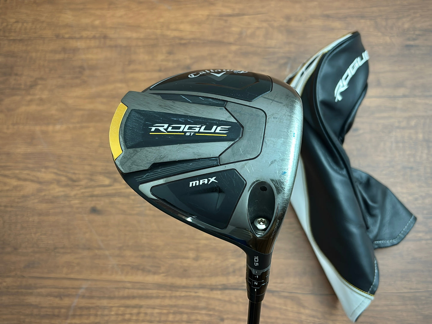 Callaway Rogue ST Max Driver 10.5* + headcover / Stiff